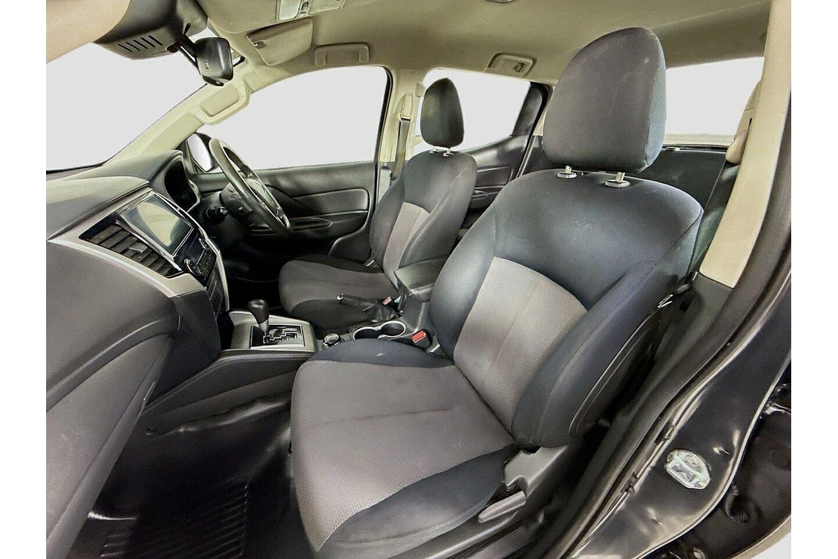 2019 Mitsubishi Triton GLX MR 4X4