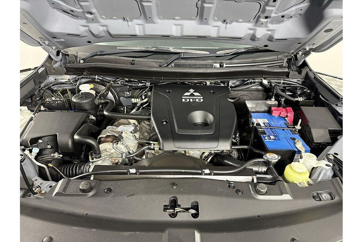 2019 Mitsubishi Triton GLX MR 4X4
