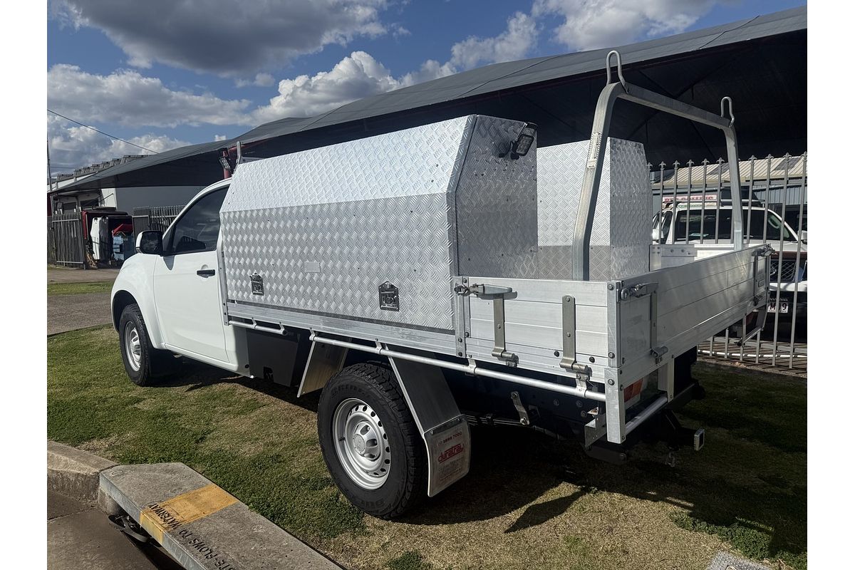 2016 Isuzu D-MAX SX High Ride Rear Wheel Drive