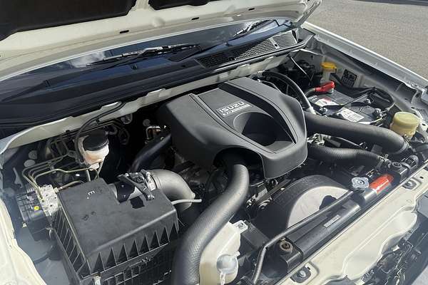 2016 Isuzu D-MAX SX High Ride Rear Wheel Drive