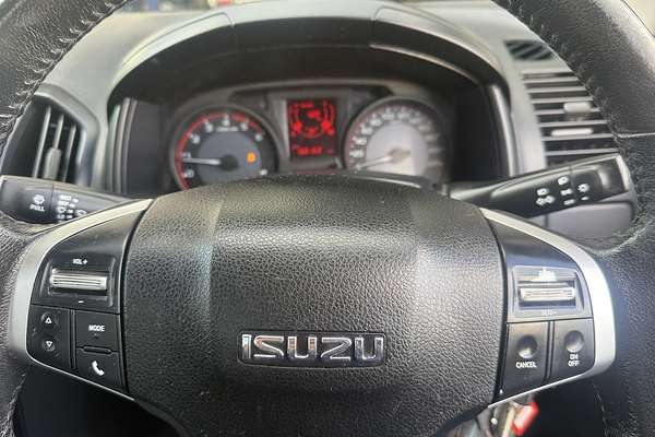 2016 Isuzu D-MAX SX High Ride Rear Wheel Drive