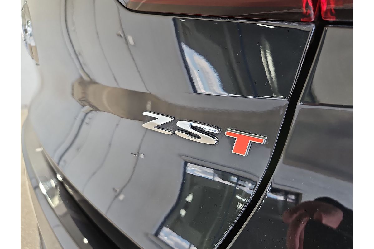 2023 MG ZST Excite