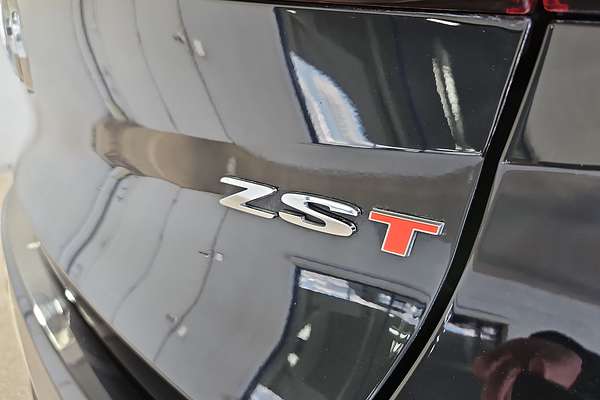 2023 MG ZST Excite