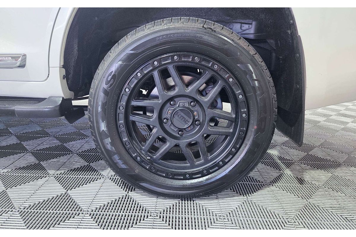 2017 Toyota Landcruiser Sahara VDJ200R