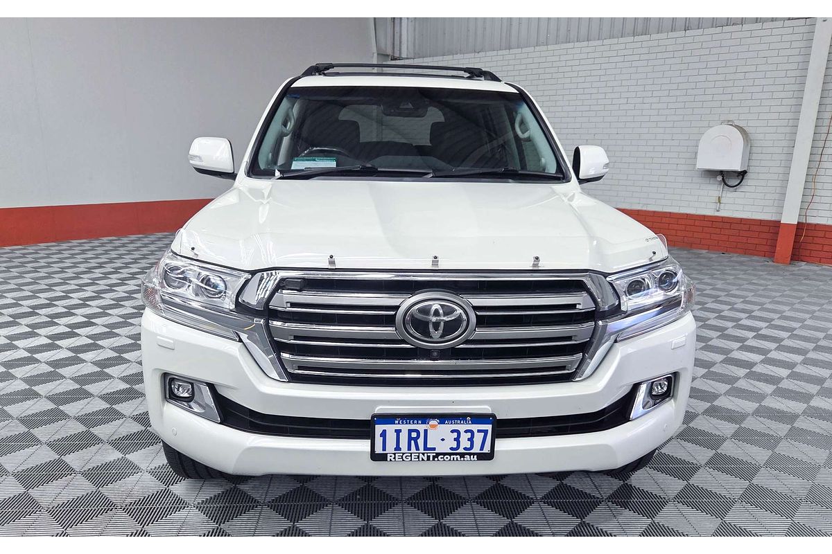 2017 Toyota Landcruiser Sahara VDJ200R