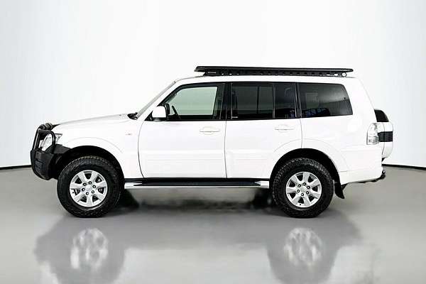 2016 Mitsubishi Pajero GLX NX