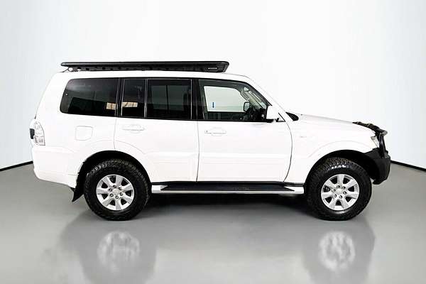 2016 Mitsubishi Pajero GLX NX