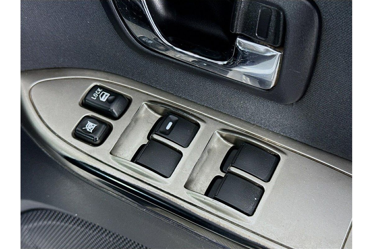 2016 Mitsubishi Pajero GLX NX