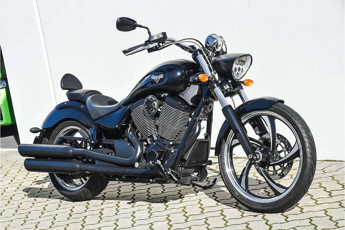 2011 Other Brands VICTORY