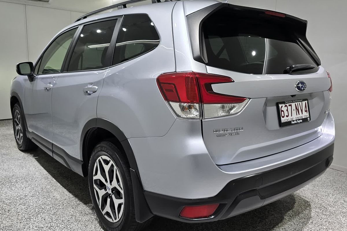 2023 Subaru Forester 2.5i S5