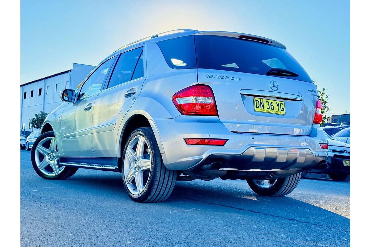 2009 Mercedes-Benz M-Class ML350 CDI BlueEFFICIENCY AMG Sports W164