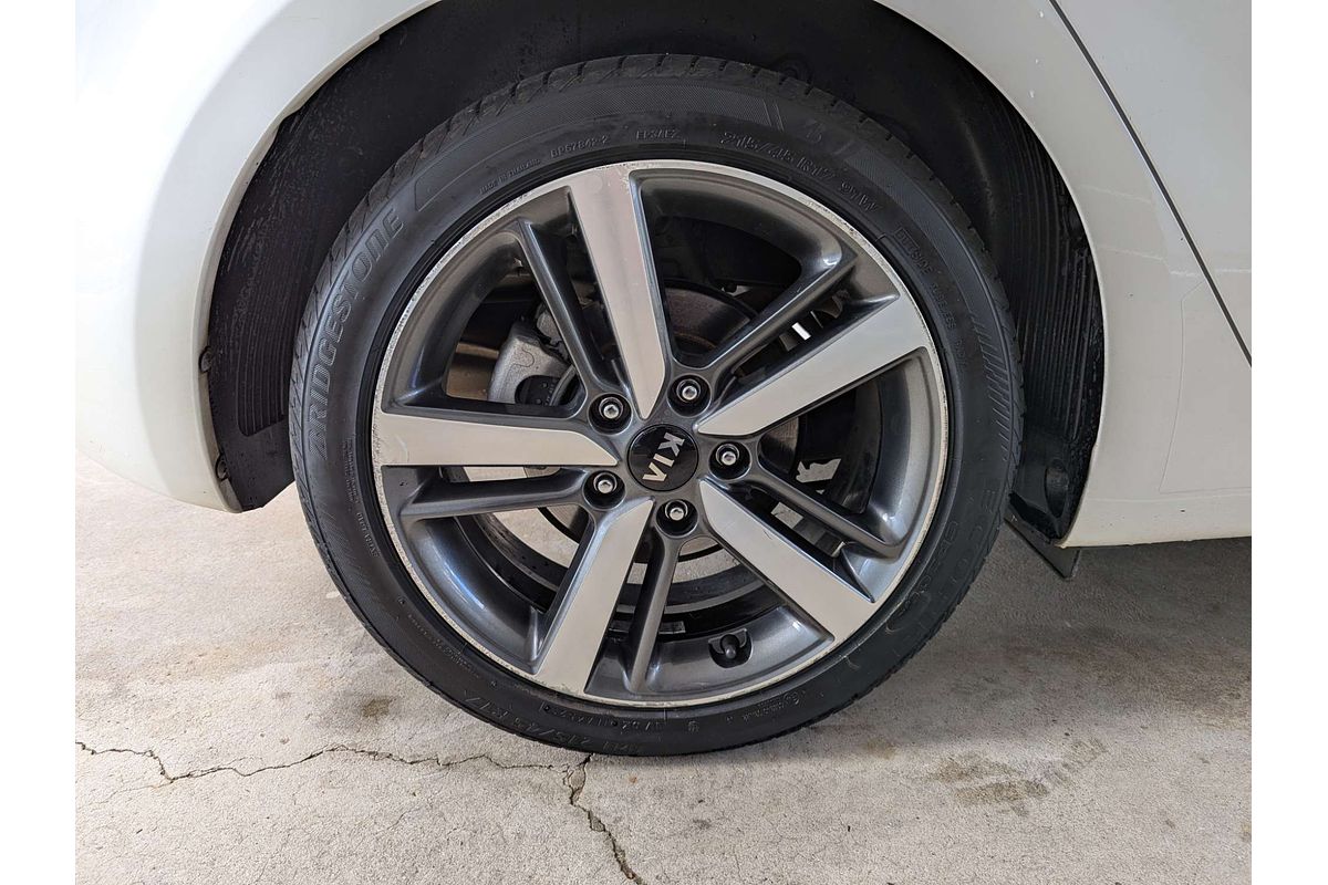 2017 Kia Cerato Sport YD