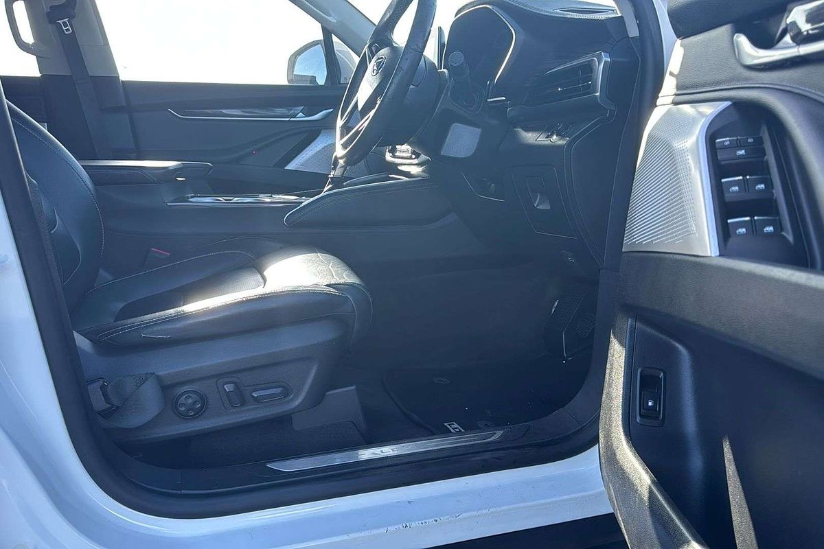 2020 LDV D90 Executive SV9A