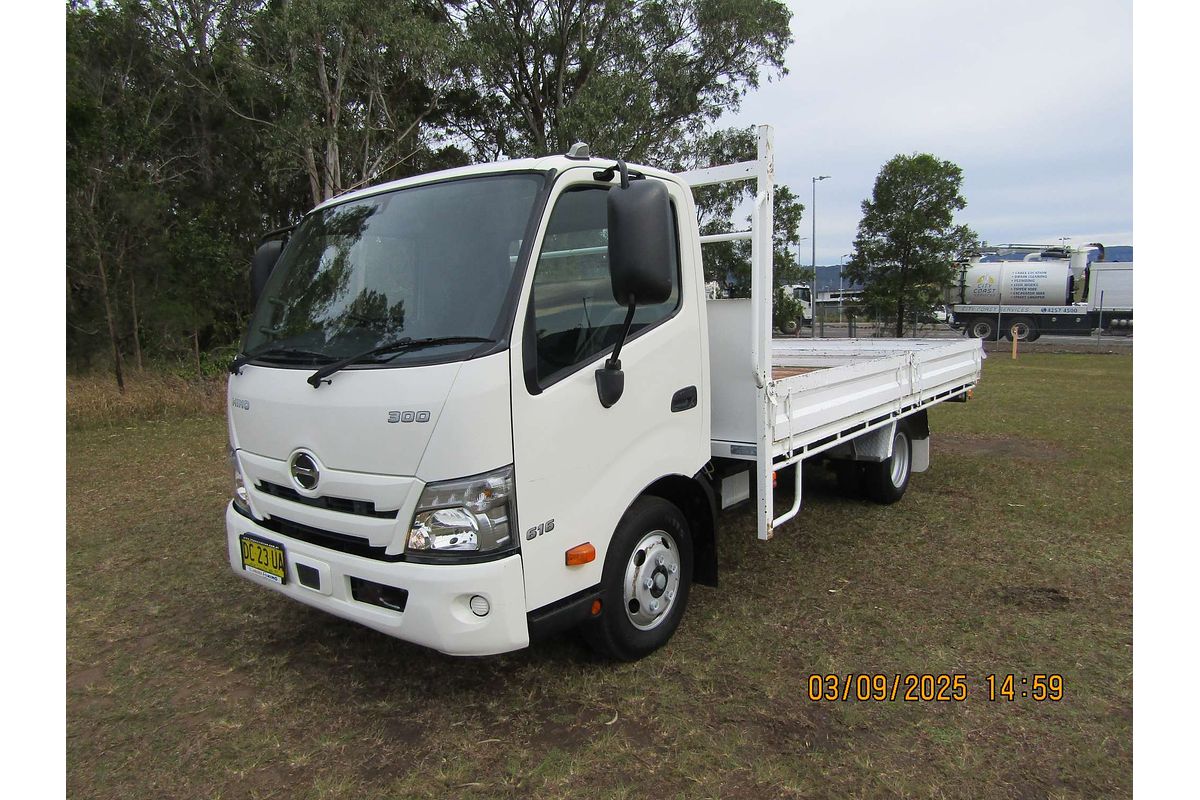 2021 Hino 300 Series 616 2WD