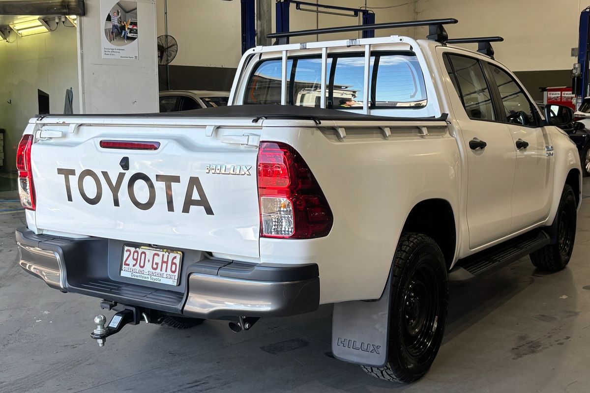 2020 Toyota Hilux SR GUN126R