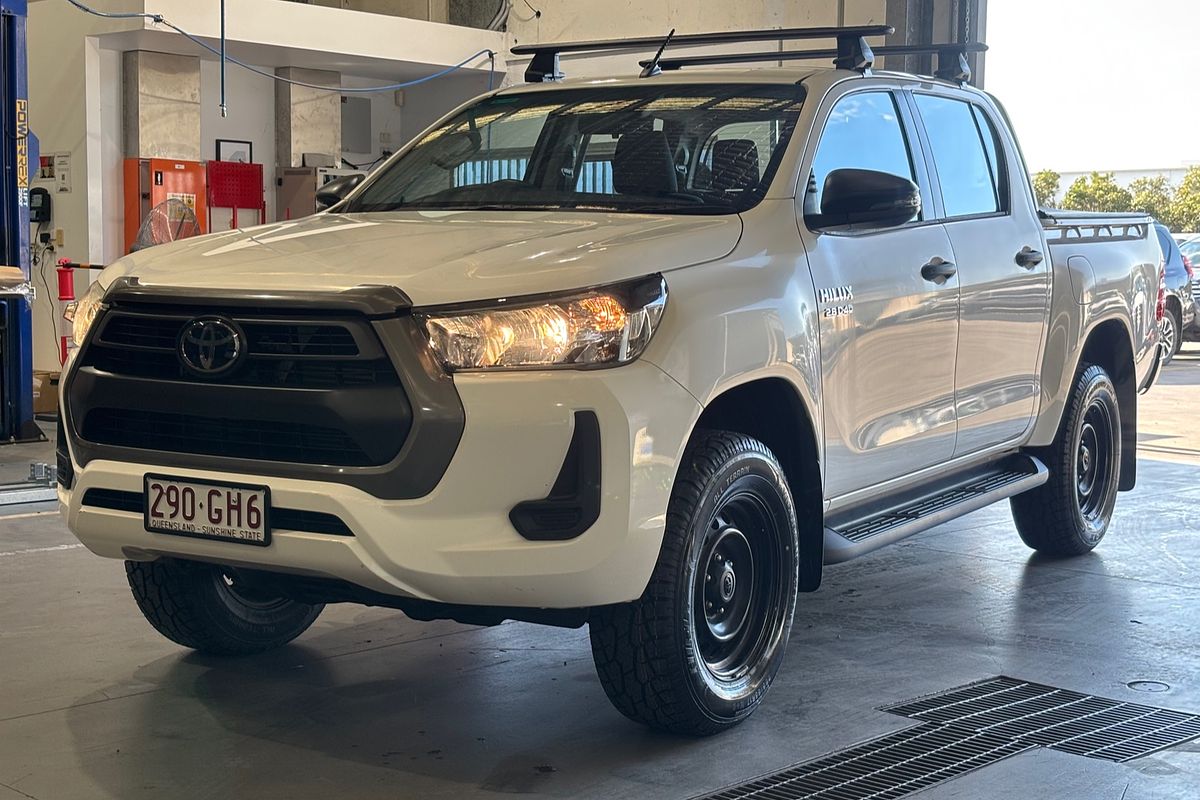 2020 Toyota Hilux SR GUN126R