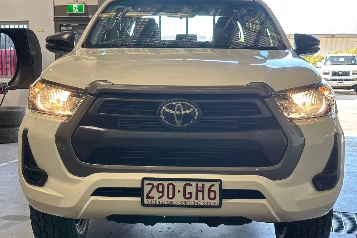 2020 Toyota Hilux SR GUN126R