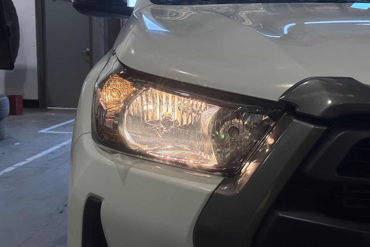 2020 Toyota Hilux SR GUN126R