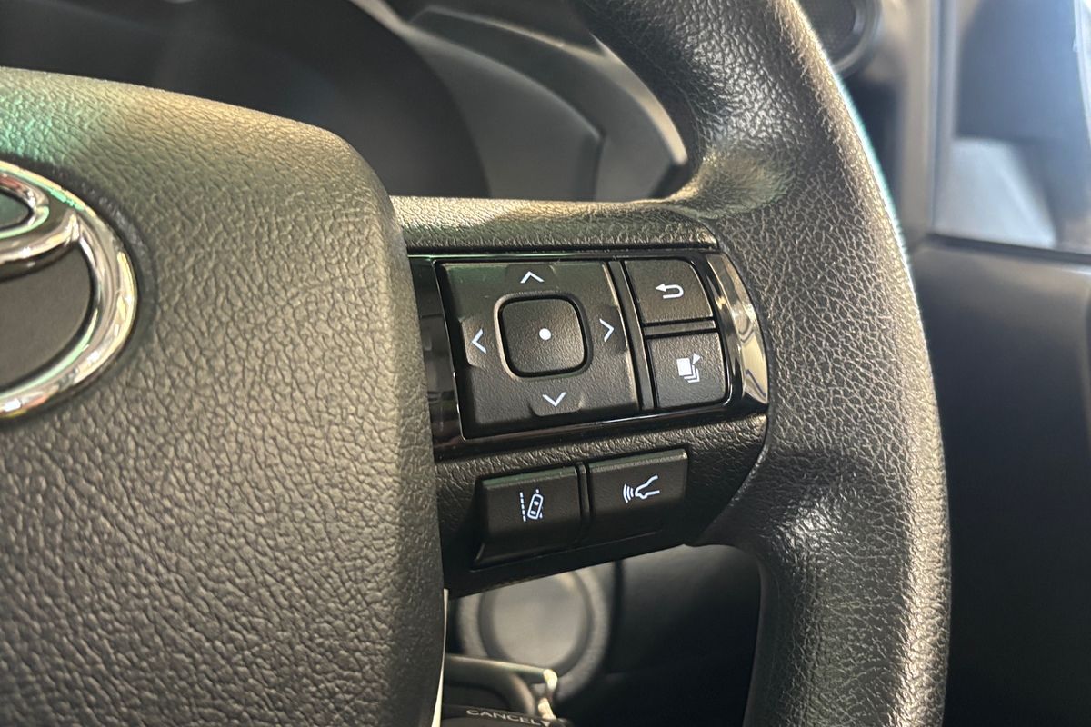 2020 Toyota Hilux SR GUN126R