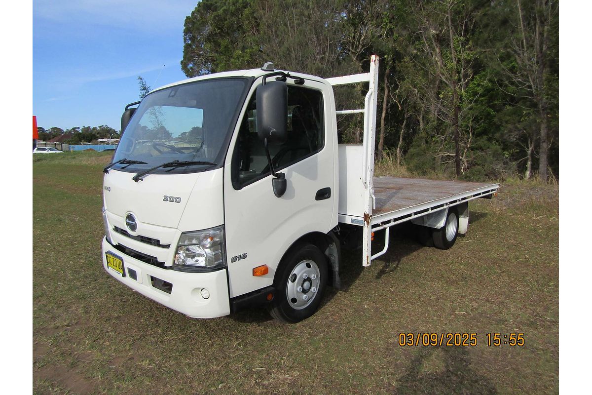 2021 Hino 300 Series 616 2WD