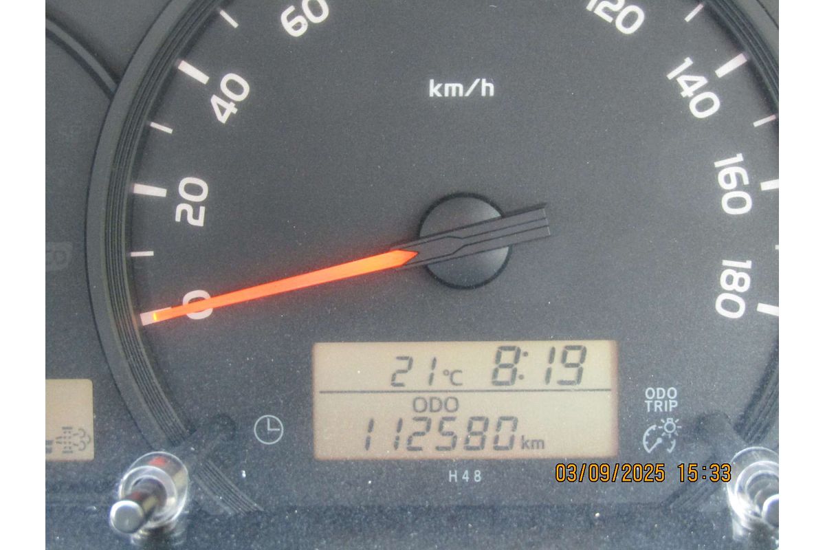 2017 Toyota Hiace Commuter KDH223R