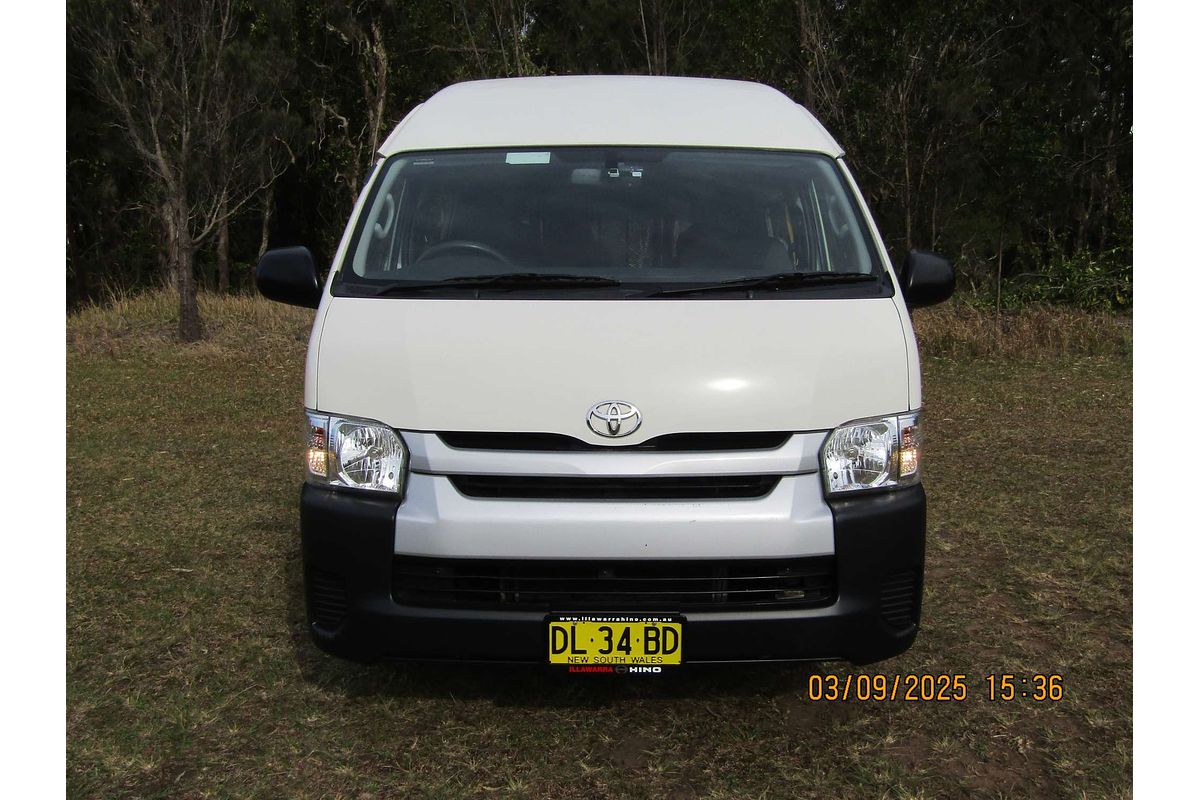2017 Toyota Hiace Commuter KDH223R