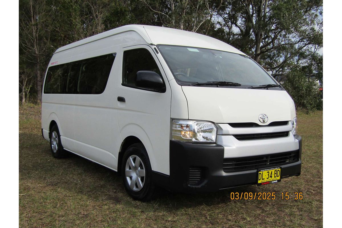 2017 Toyota Hiace Commuter KDH223R