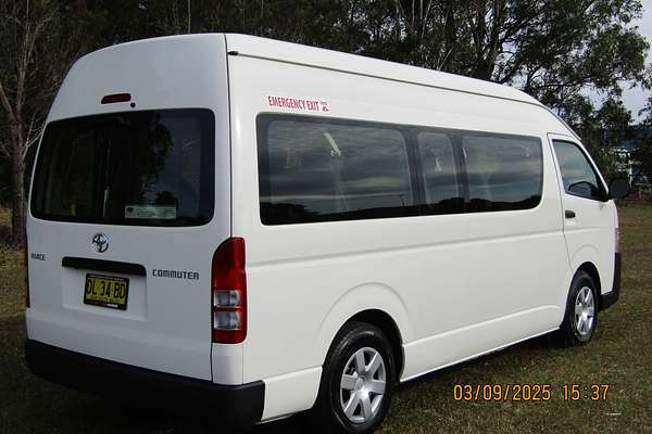 2017 Toyota Hiace Commuter KDH223R