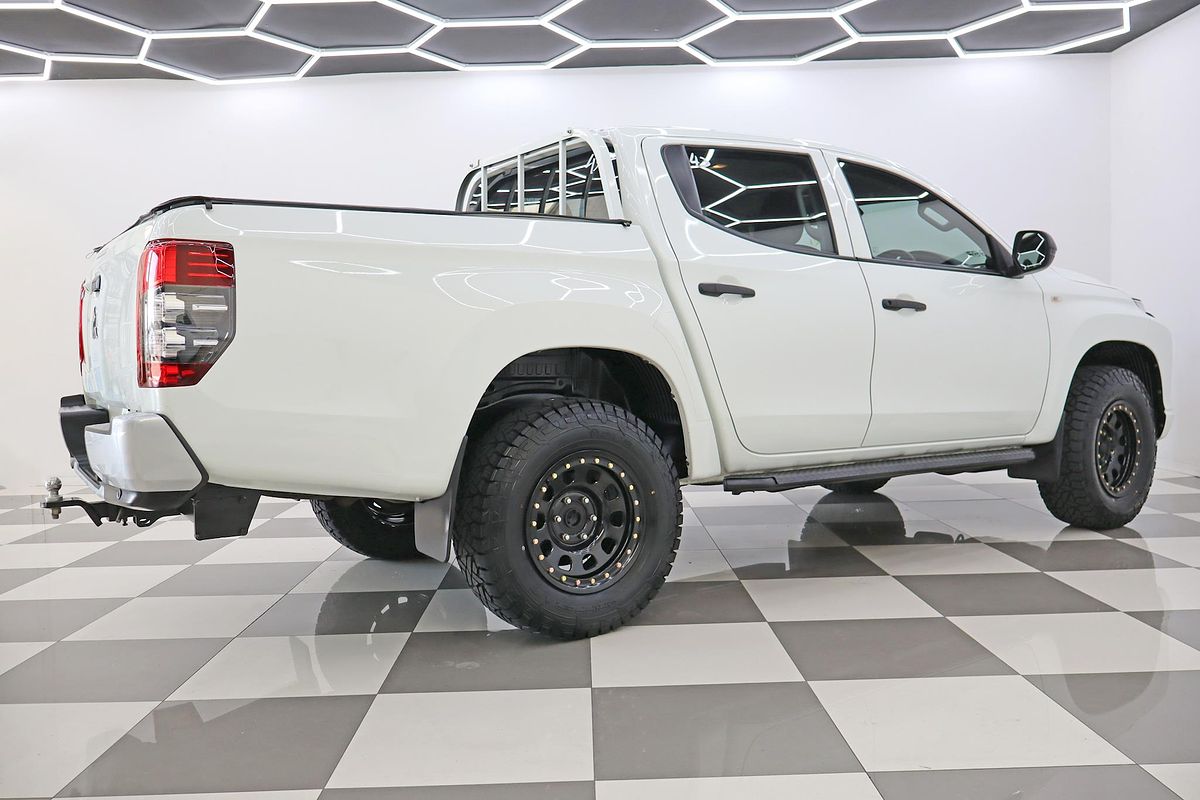 2021 Mitsubishi Triton GLX MR Rear Wheel Drive