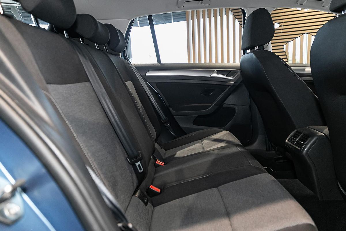 2015 Volkswagen Golf 92TSI Trendline 7