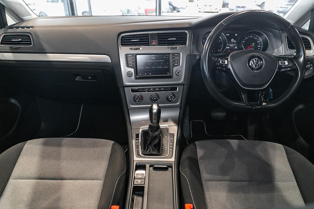 2015 Volkswagen Golf 92TSI Trendline 7