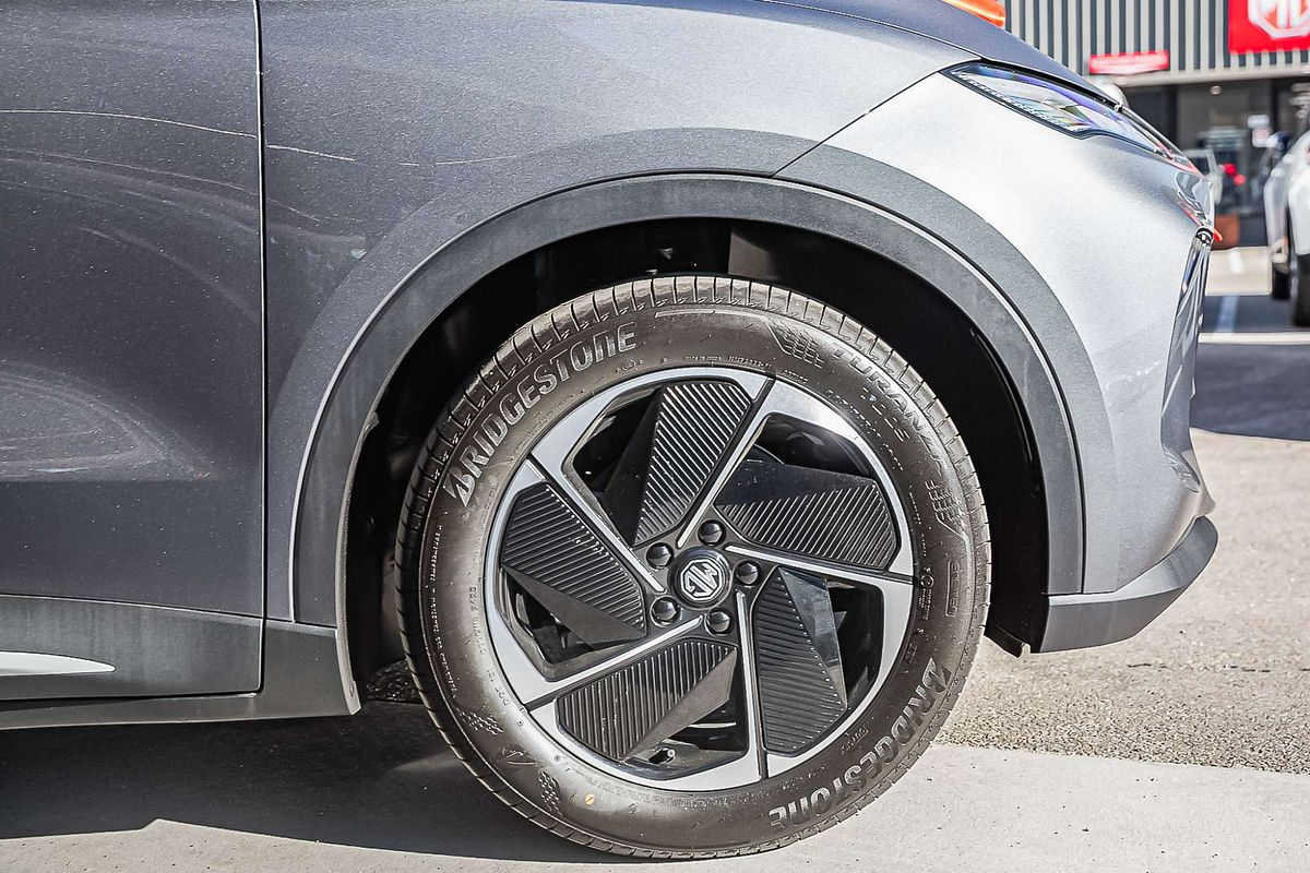 2025 MG MGS5 EV Essence 62 ZS3EM