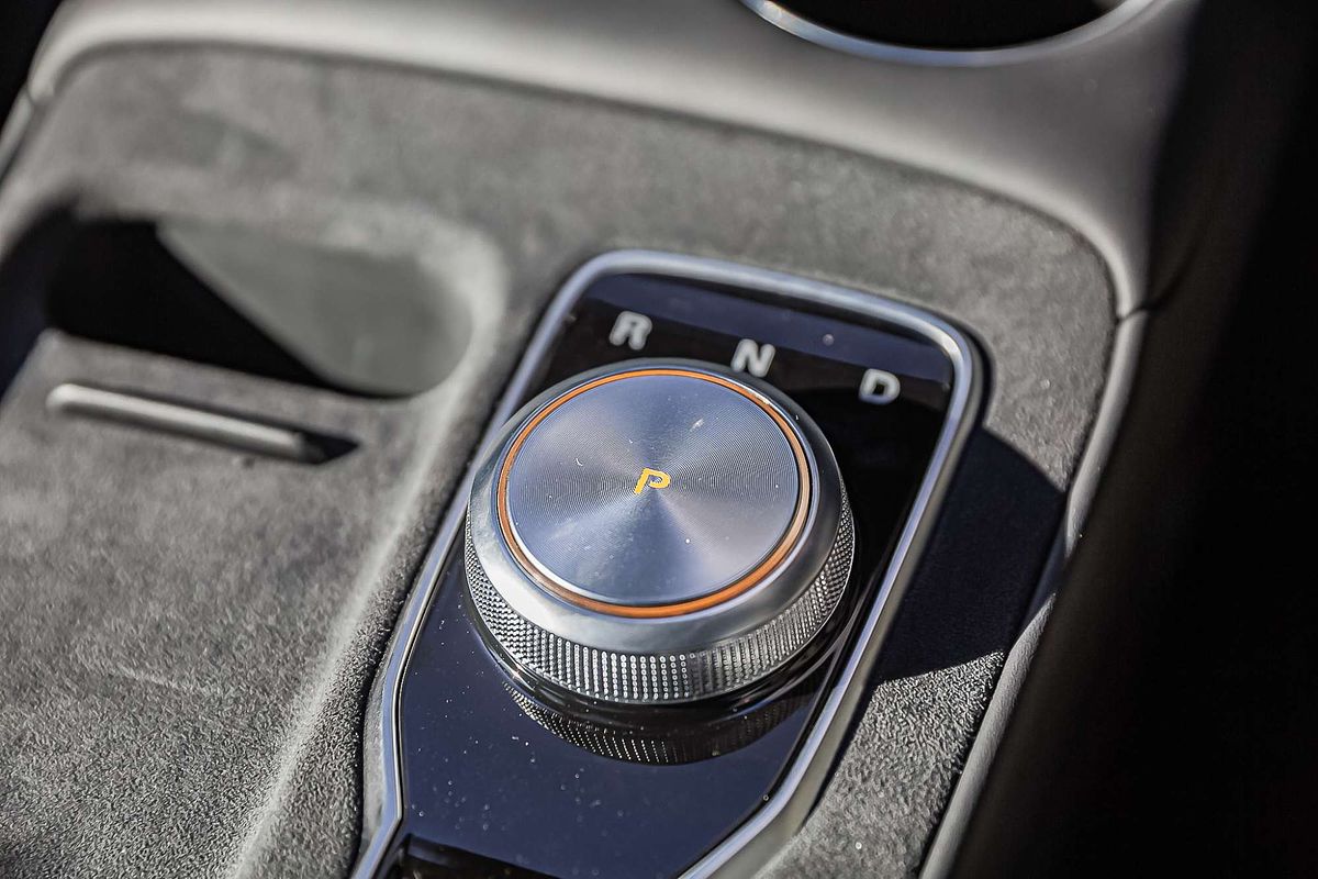 2025 MG MGS5 EV Essence 62 ZS3EM