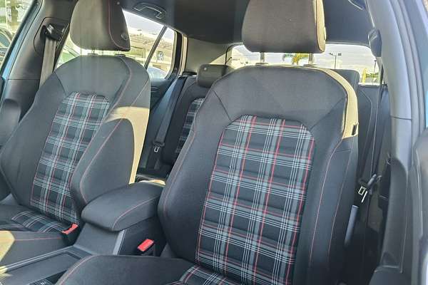 2017 Volkswagen Golf GTI 7.5