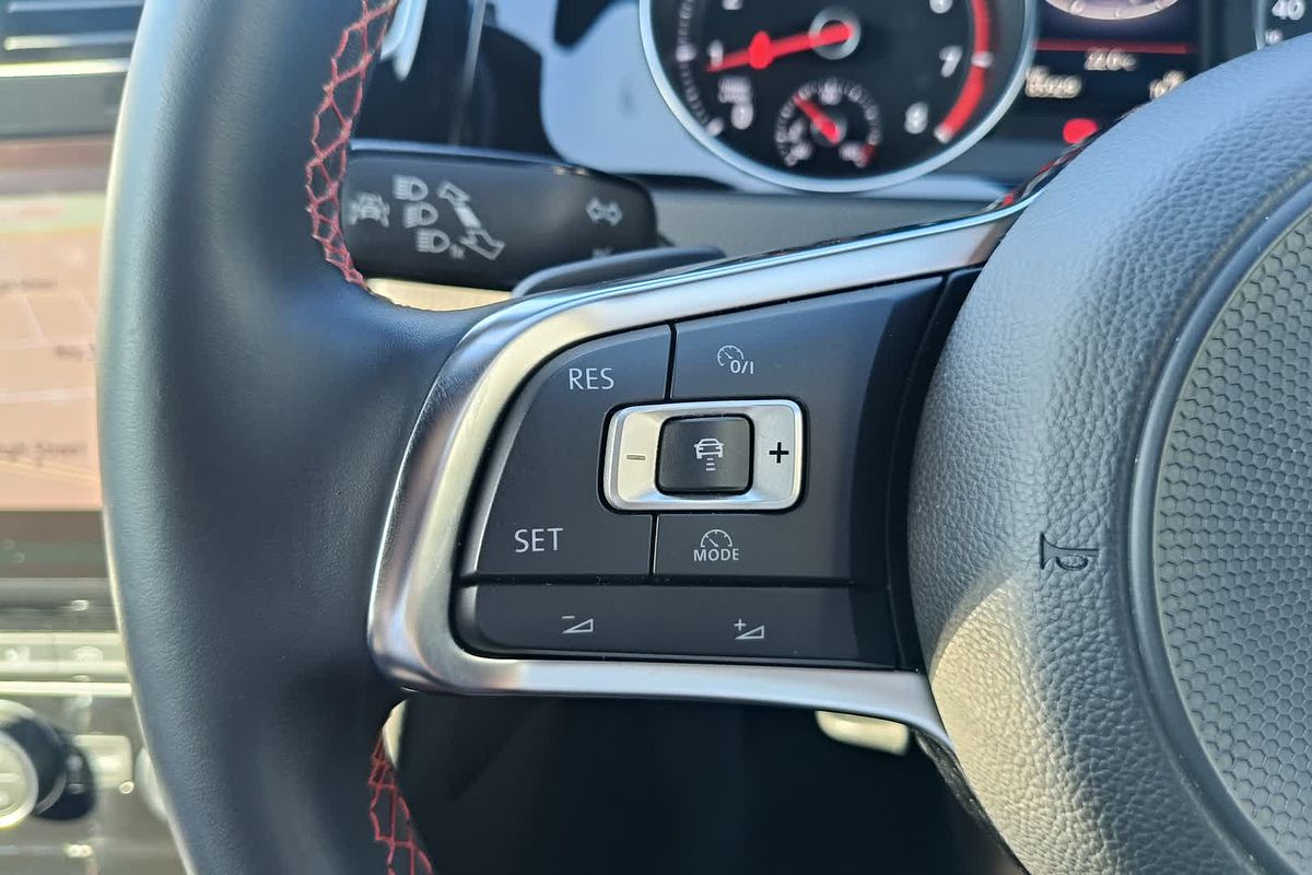 2017 Volkswagen Golf GTI 7.5