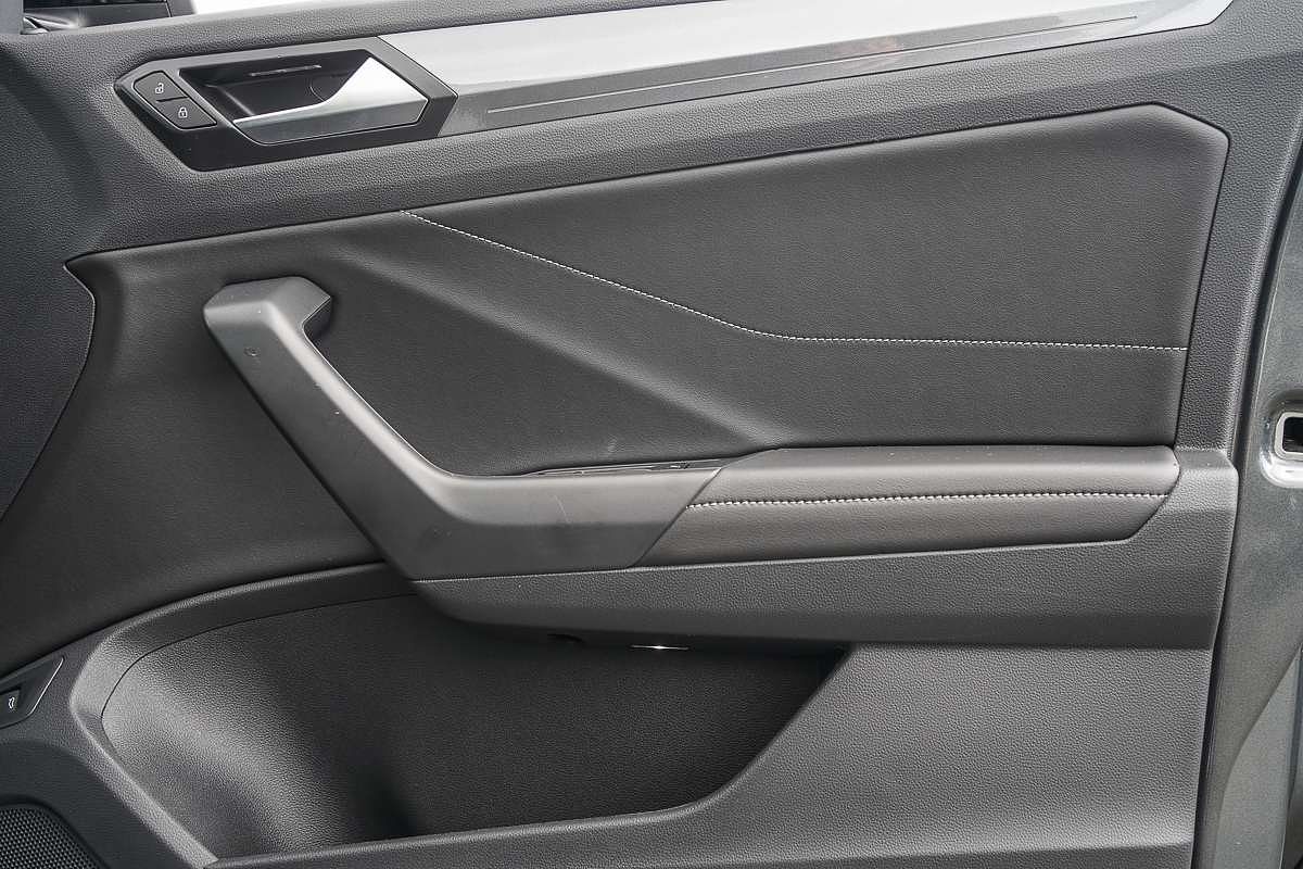 2025 Volkswagen T-Roc 110TSI Style D11