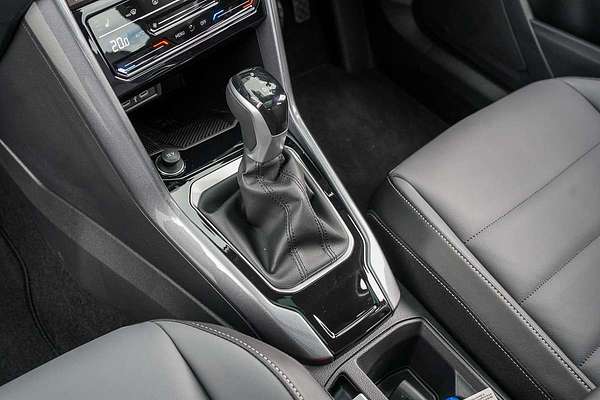 2025 Volkswagen T-Roc 110TSI Style D11