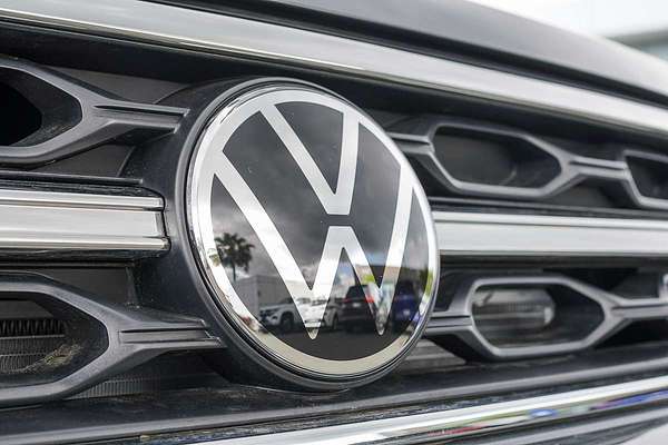 2025 Volkswagen T-Roc 110TSI Style D11