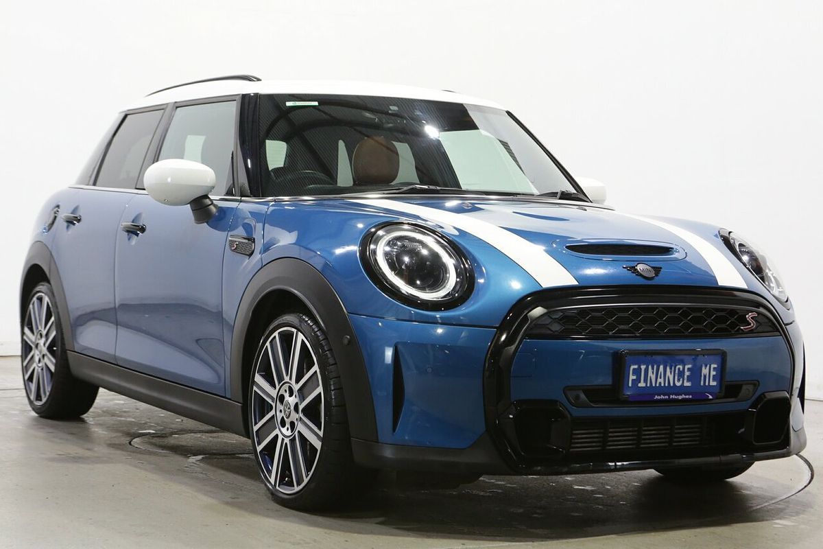 2021 MINI Hatch Cooper S Classic F55 LCI
