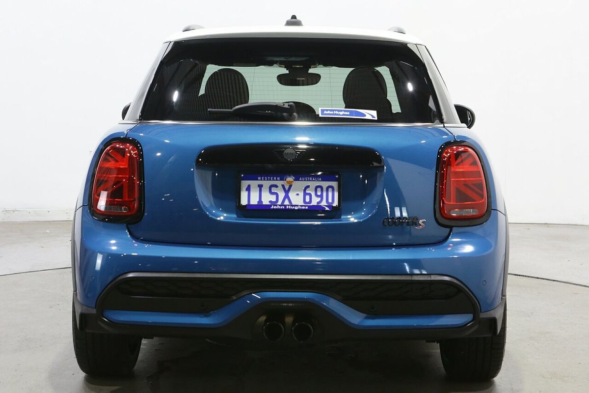 2021 MINI Hatch Cooper S Classic F55 LCI