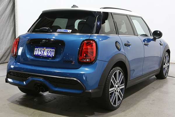 2021 MINI Hatch Cooper S Classic F55 LCI
