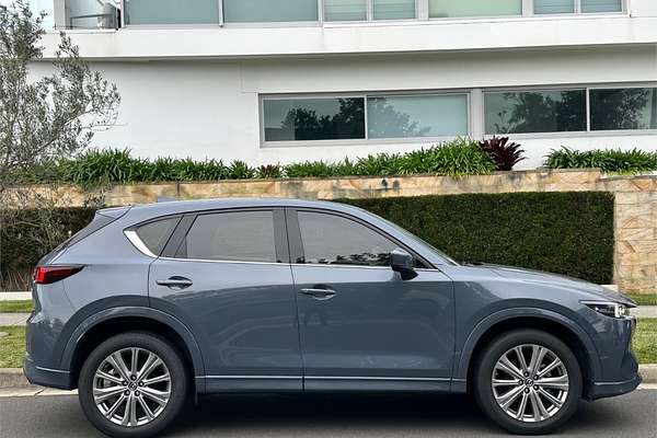2022 Mazda CX-5 Akera KF Series