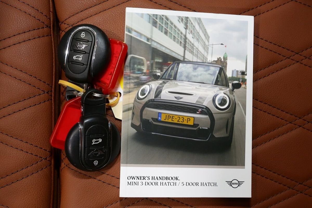 2021 MINI Hatch Cooper S Classic F55 LCI