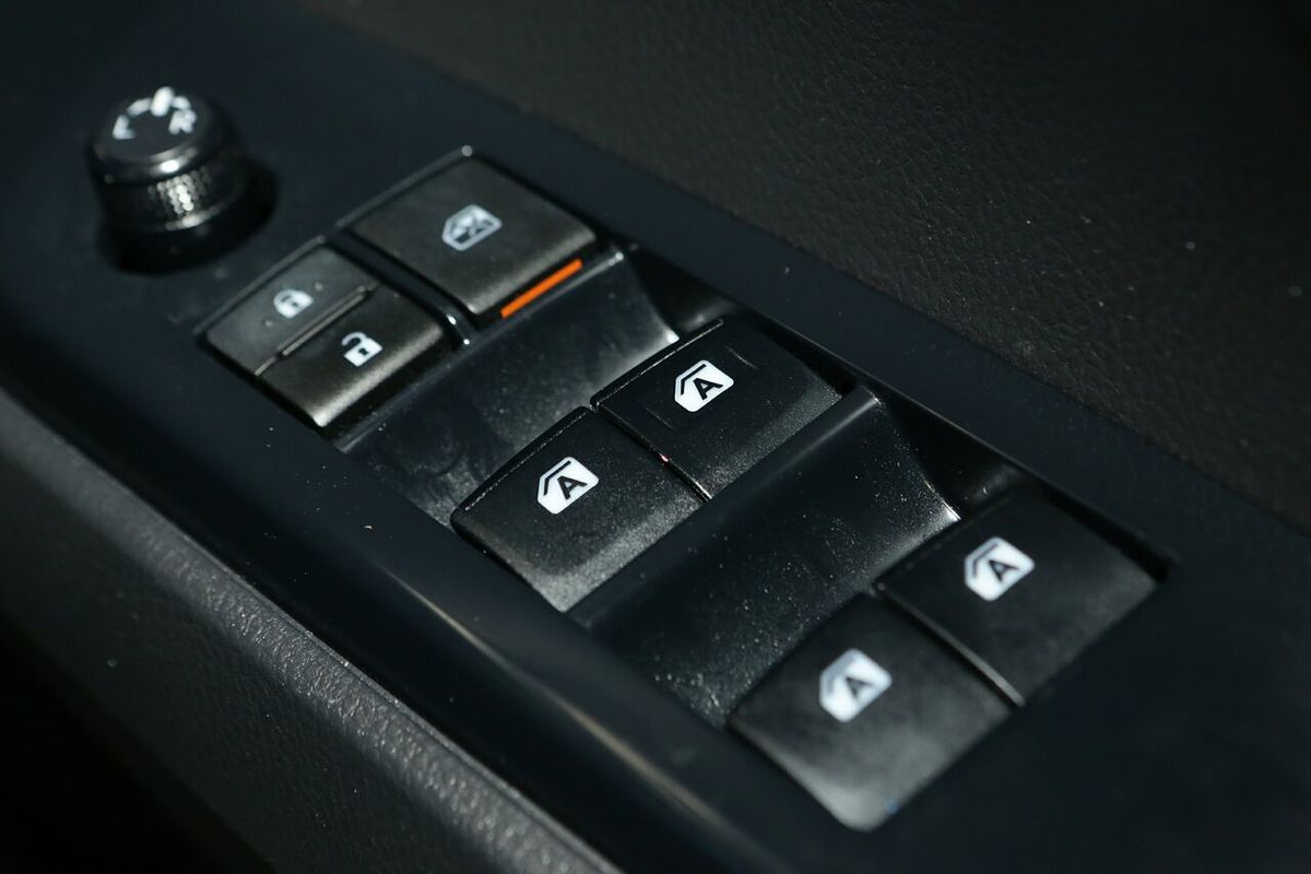2019 Toyota Camry Ascent ASV70R