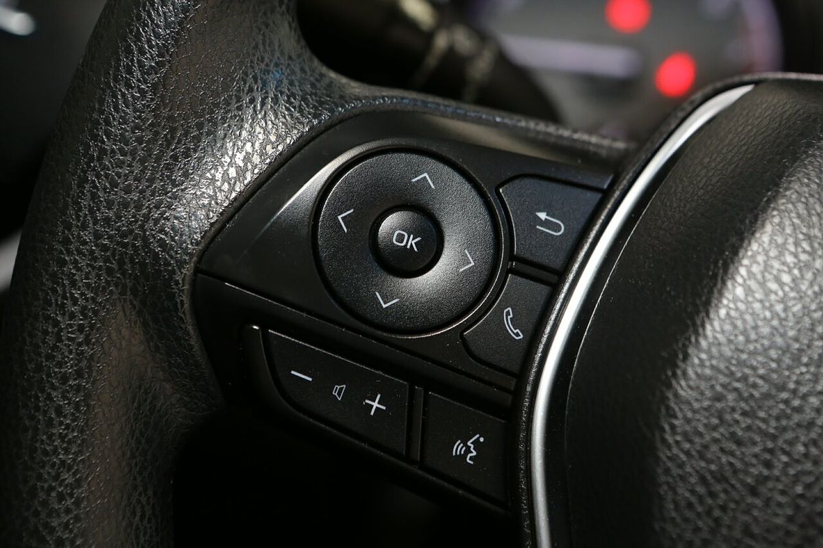 2019 Toyota Camry Ascent ASV70R