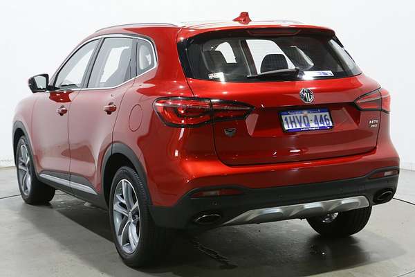 2022 MG HS Essence X SAS23