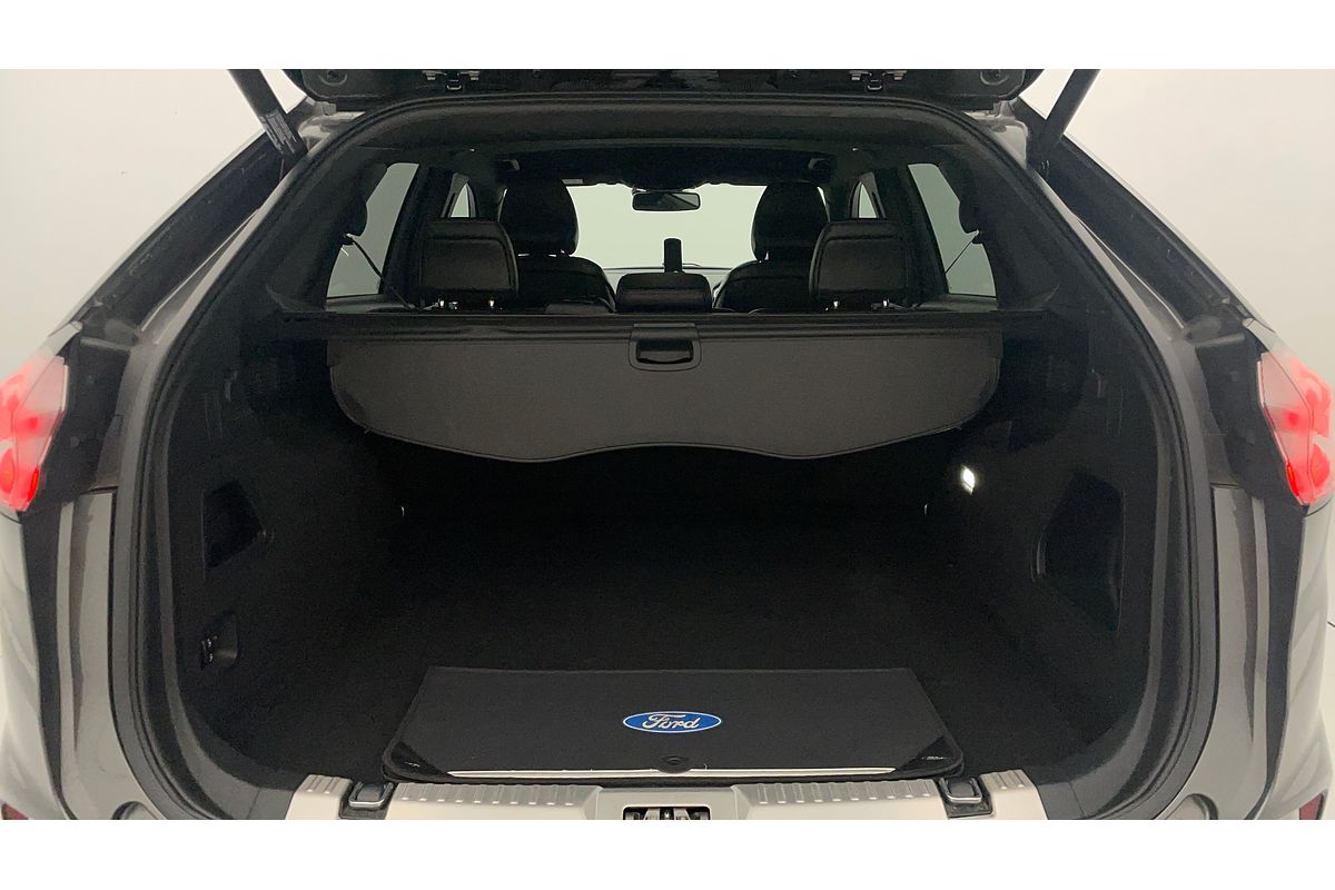 2018 Ford Endura ST-Line CA