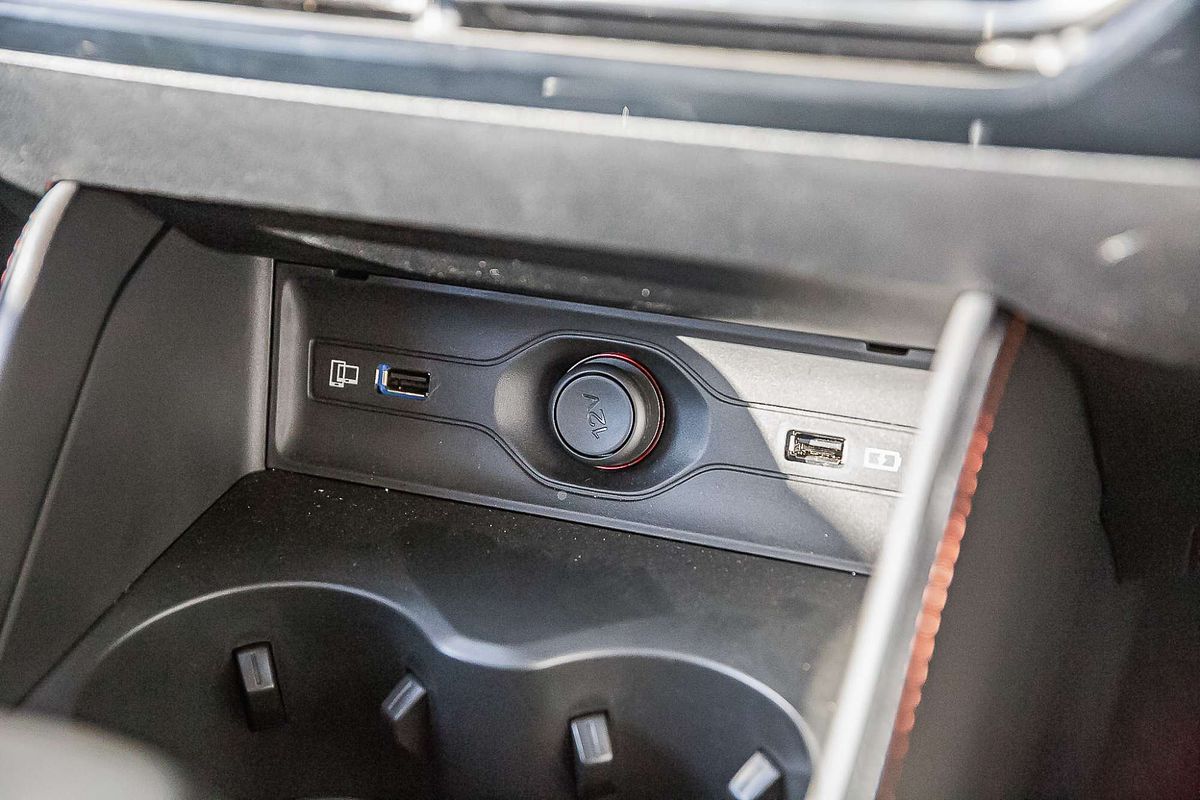 2024 MG HS Vibe AS33