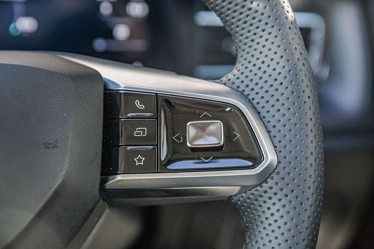 2024 MG HS Vibe AS33