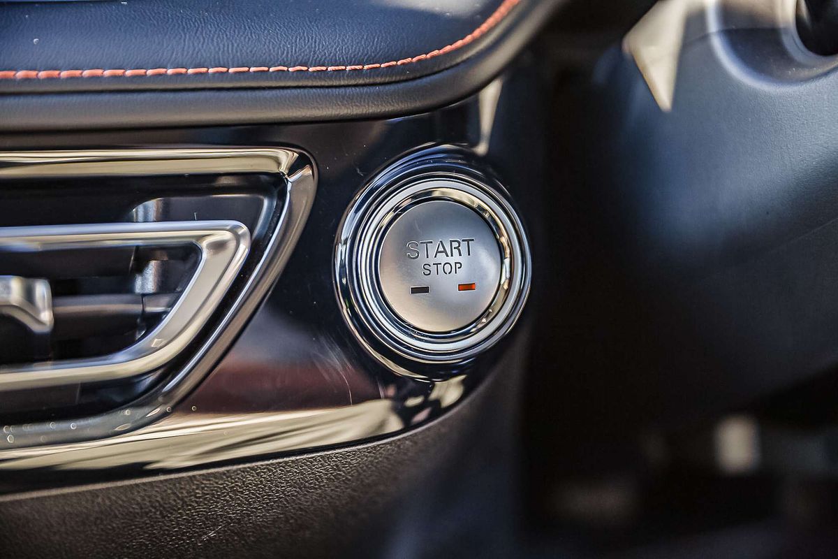 2024 MG HS Vibe AS33